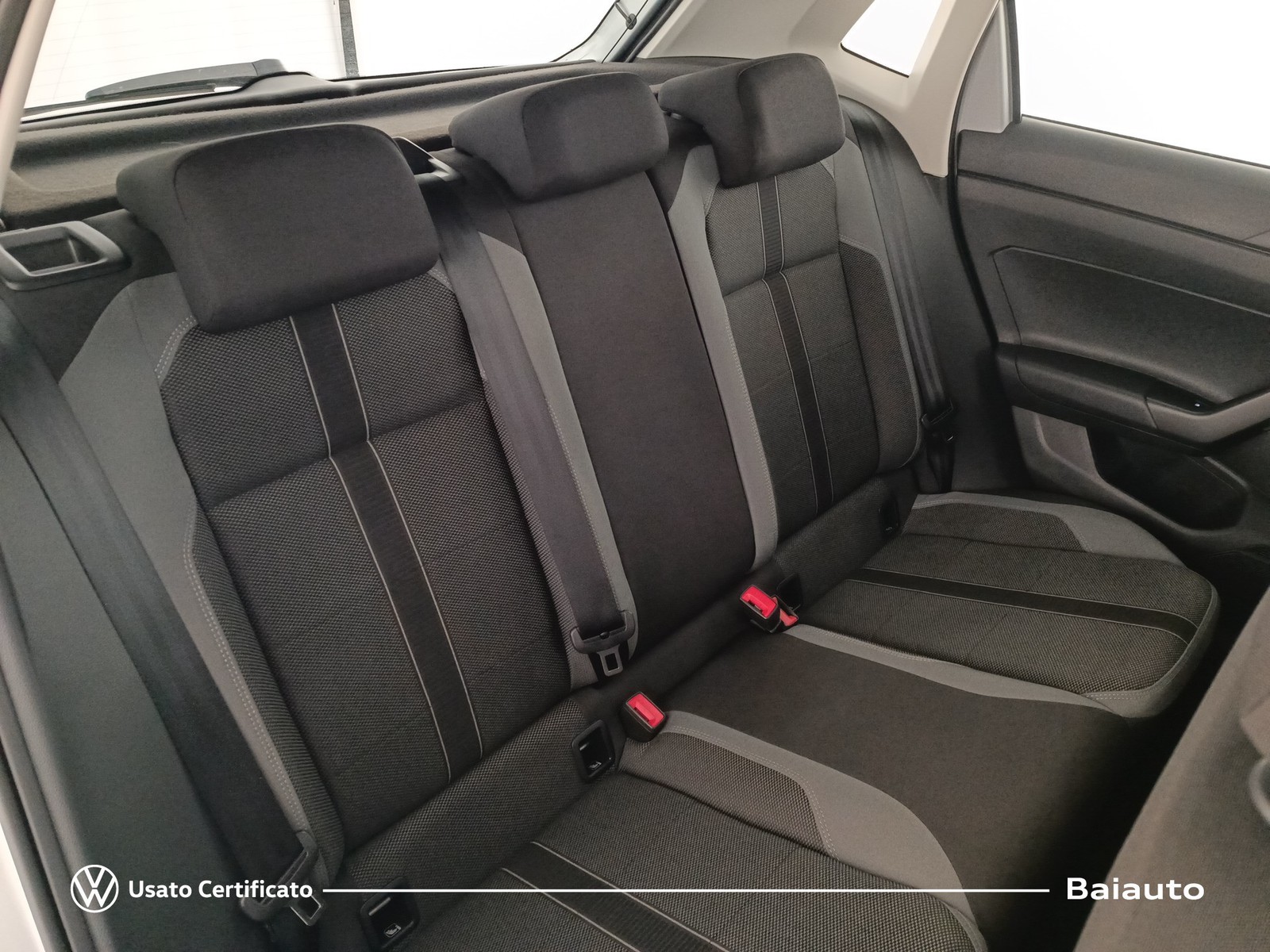 20 - Volkswagen Polo 1.0 tsi 95cv style