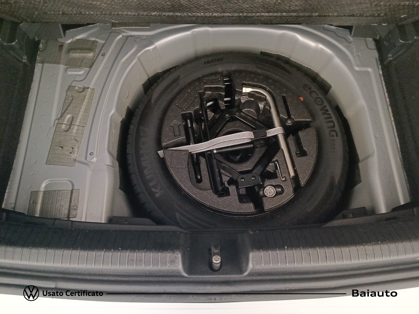 27 - Volkswagen Polo 1.0 tsi 95cv style