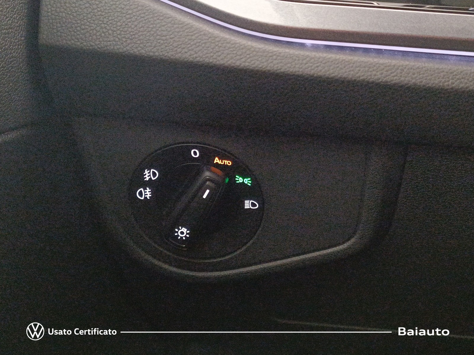 16 - Volkswagen Polo 1.0 tsi 95cv style