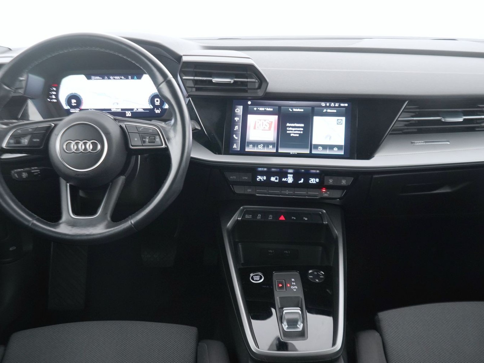 3 - Audi A3 sportback 35 1.5 tfsi mhev business advanced s tronic