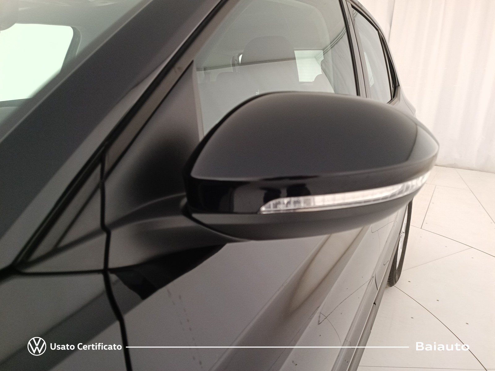 22 - Volkswagen T-Cross 1.0 tsi 115cv life dsg