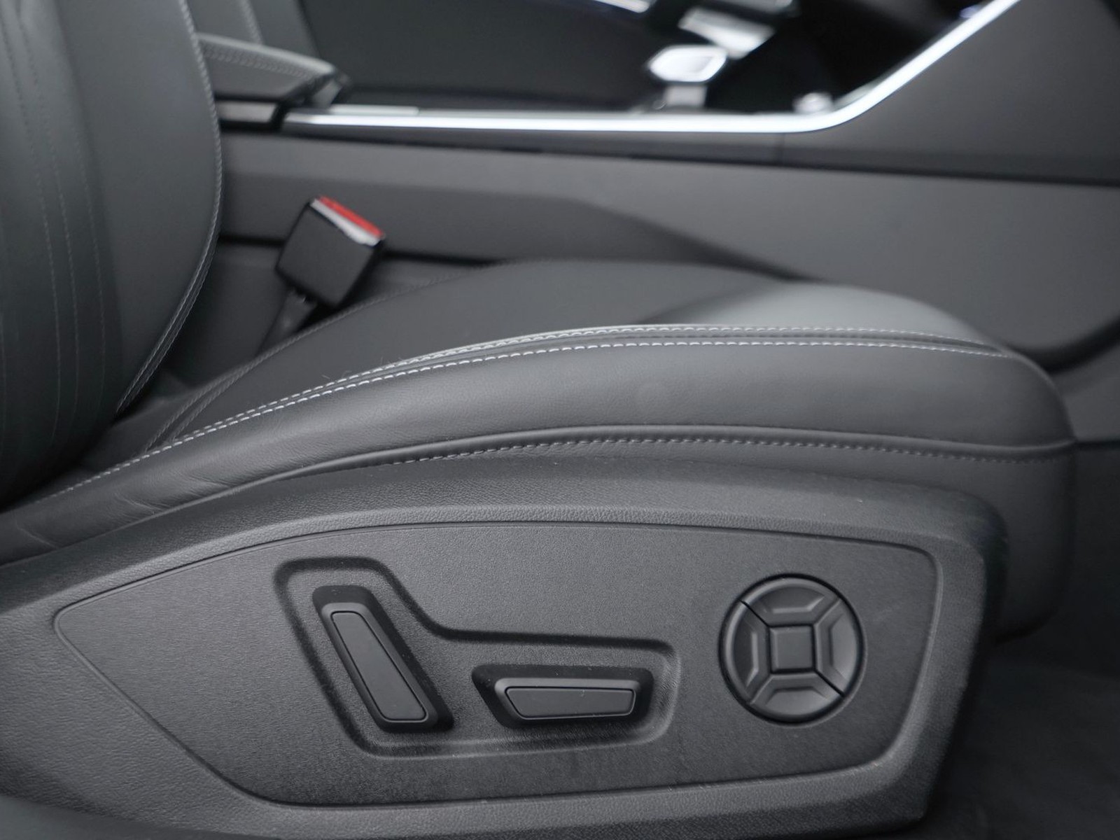 21 - Audi A6 avant 50 3.0 v6 tdi mhev 48v s line edition quattro ultra tiptronic