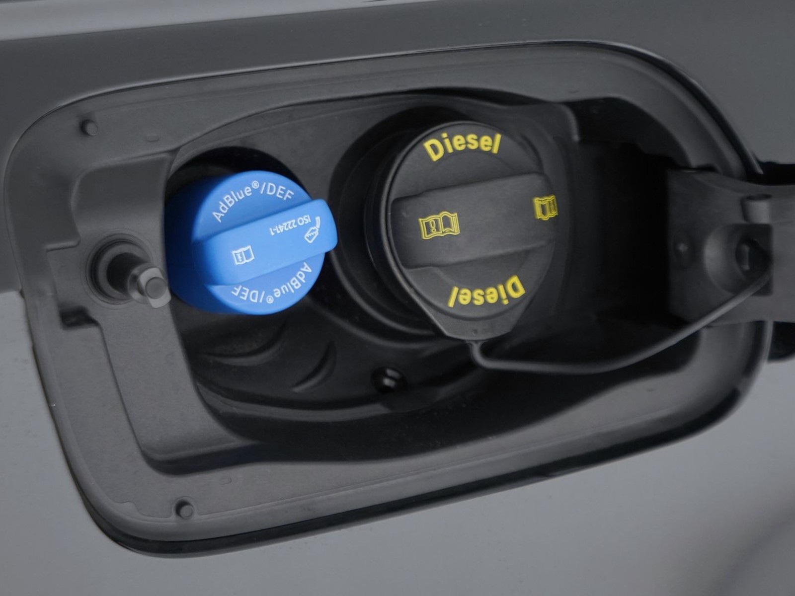 36 - Audi A6 avant 50 3.0 v6 tdi mhev 48v s line edition quattro ultra tiptronic