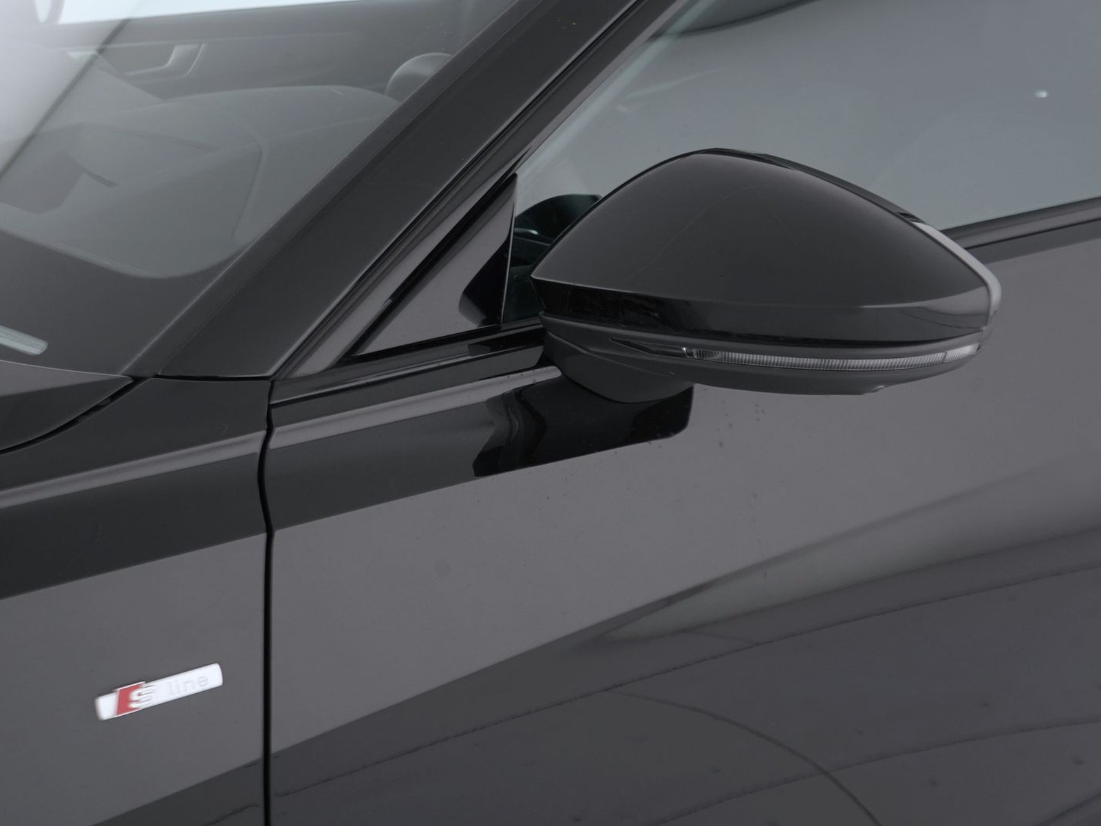 46 - Audi A6 avant 50 3.0 v6 tdi mhev 48v s line edition quattro ultra tiptronic