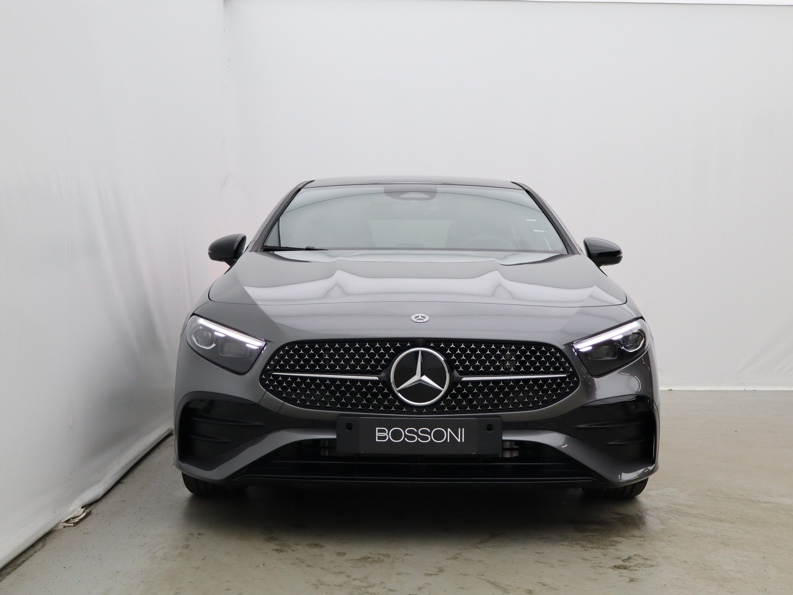 2 - Mercedes Classe A 180 d amg line extra speedshift dct amg 8g