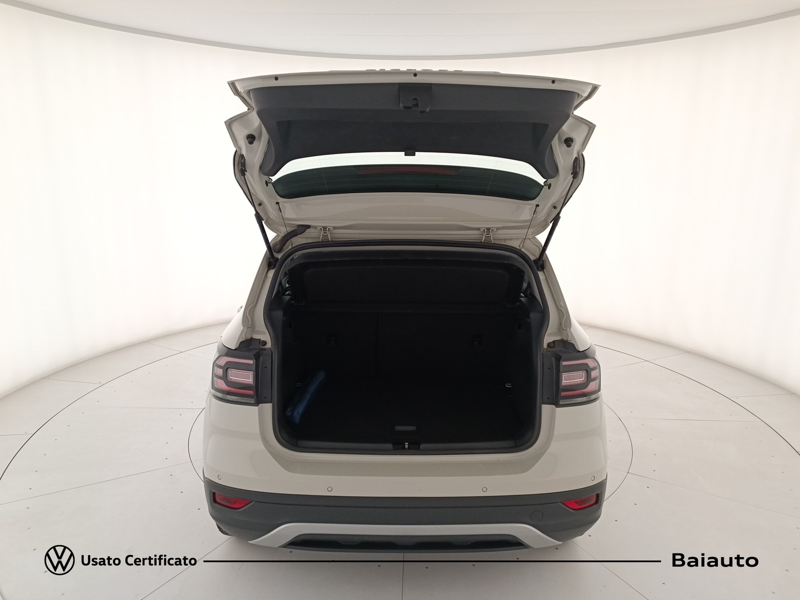 28 - Volkswagen T-Cross 1.0 tsi 95cv style