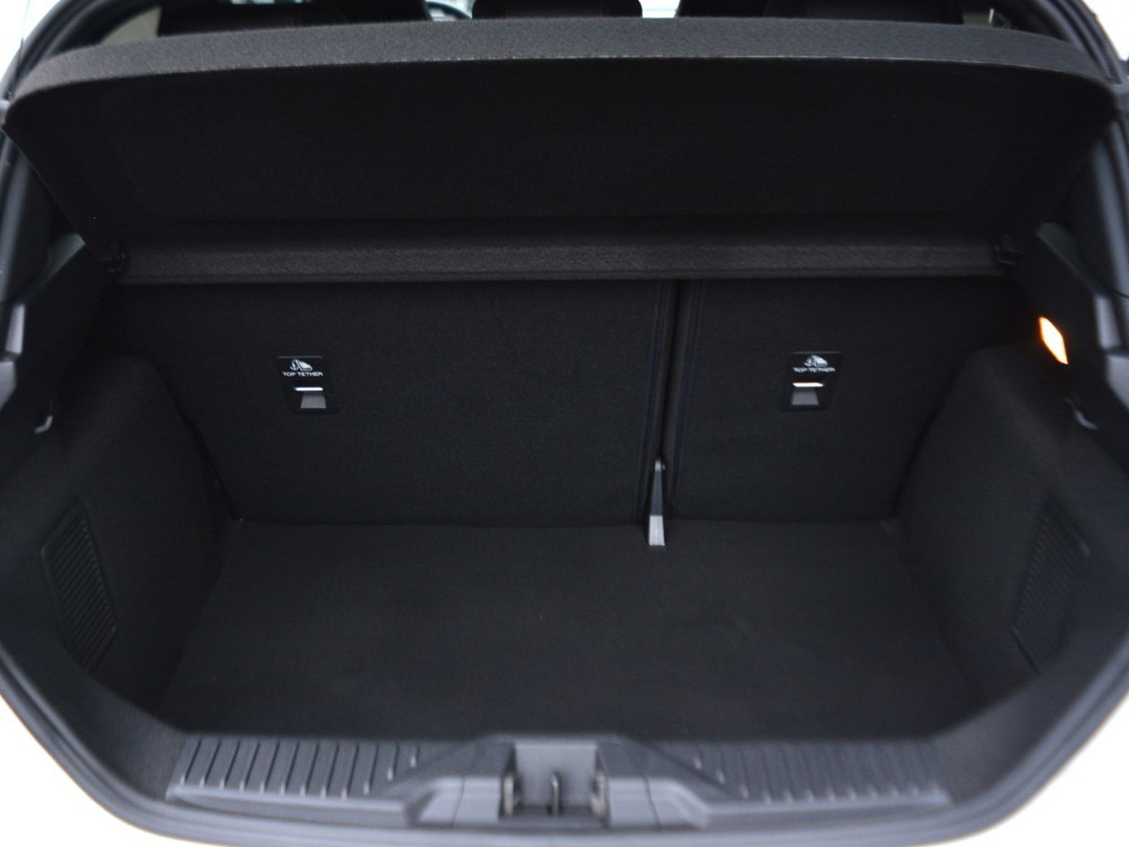 14 - Ford Fiesta 3 porte 1.5 ecoboost 200cv st