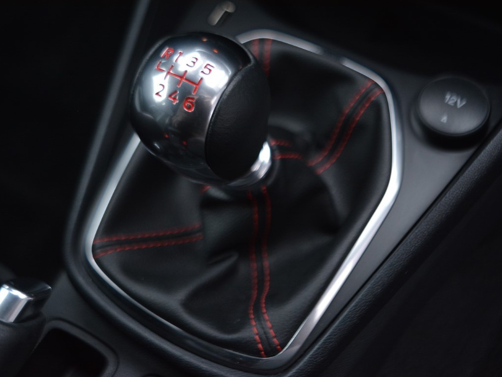 16 - Ford Fiesta 3 porte 1.5 ecoboost 200cv st