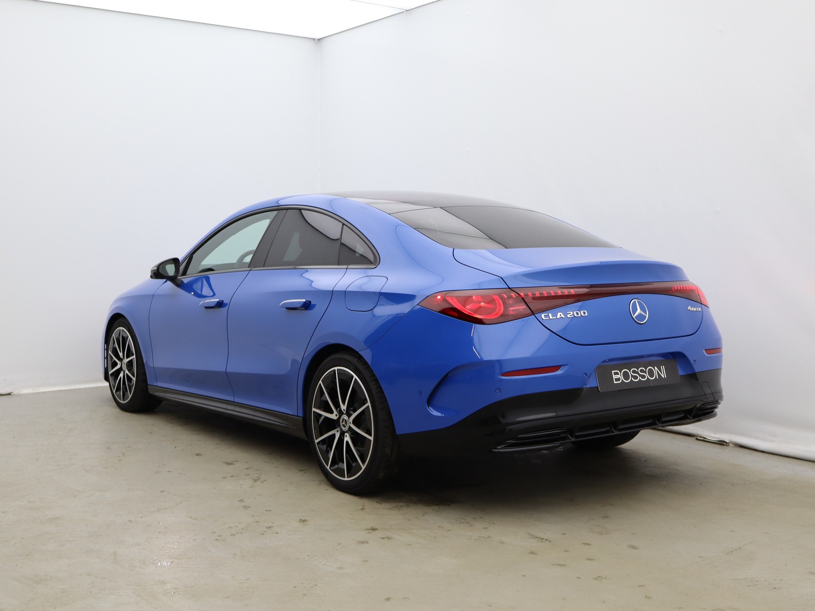 5 - Mercedes CLA 200 premium 4matic auto