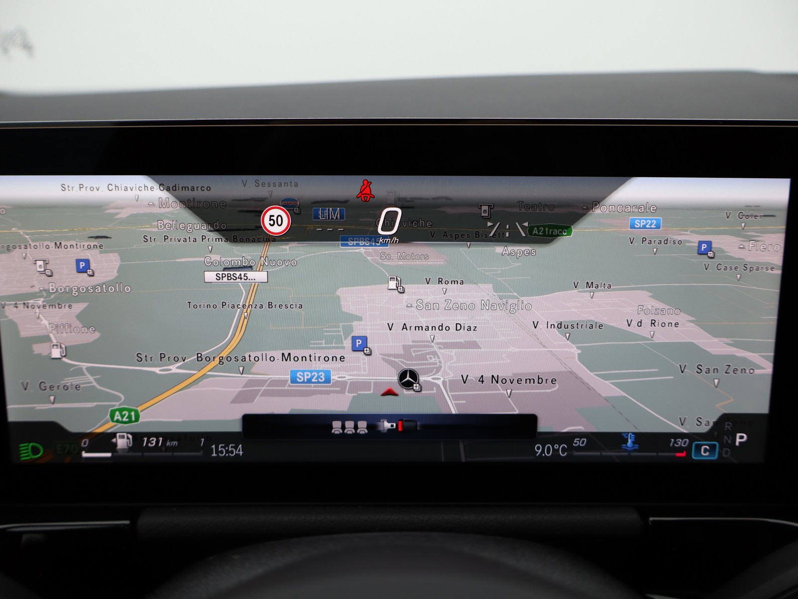 16 - Mercedes GLA 200 d amg line extra 8g-dct