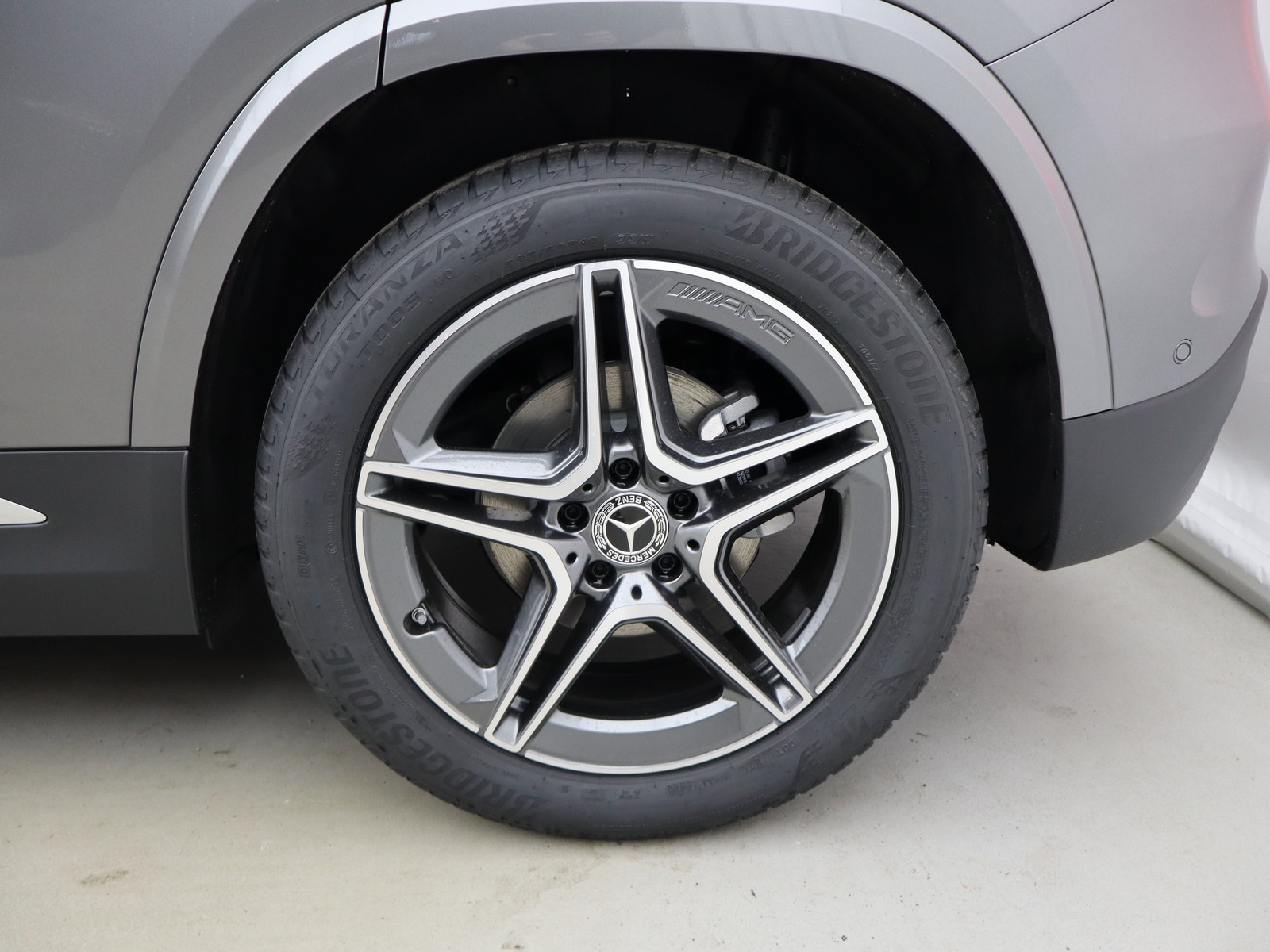 4 - Mercedes GLA 200 d amg line extra 8g-dct