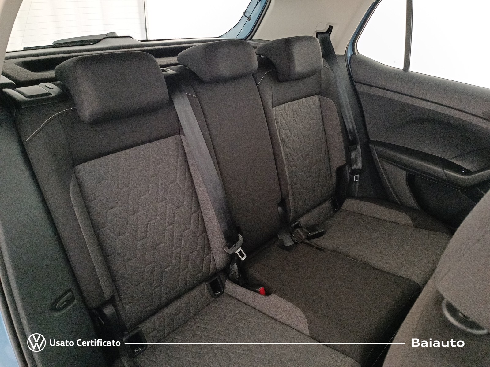 18 - Volkswagen T-Cross 1.0 tsi 115cv life dsg