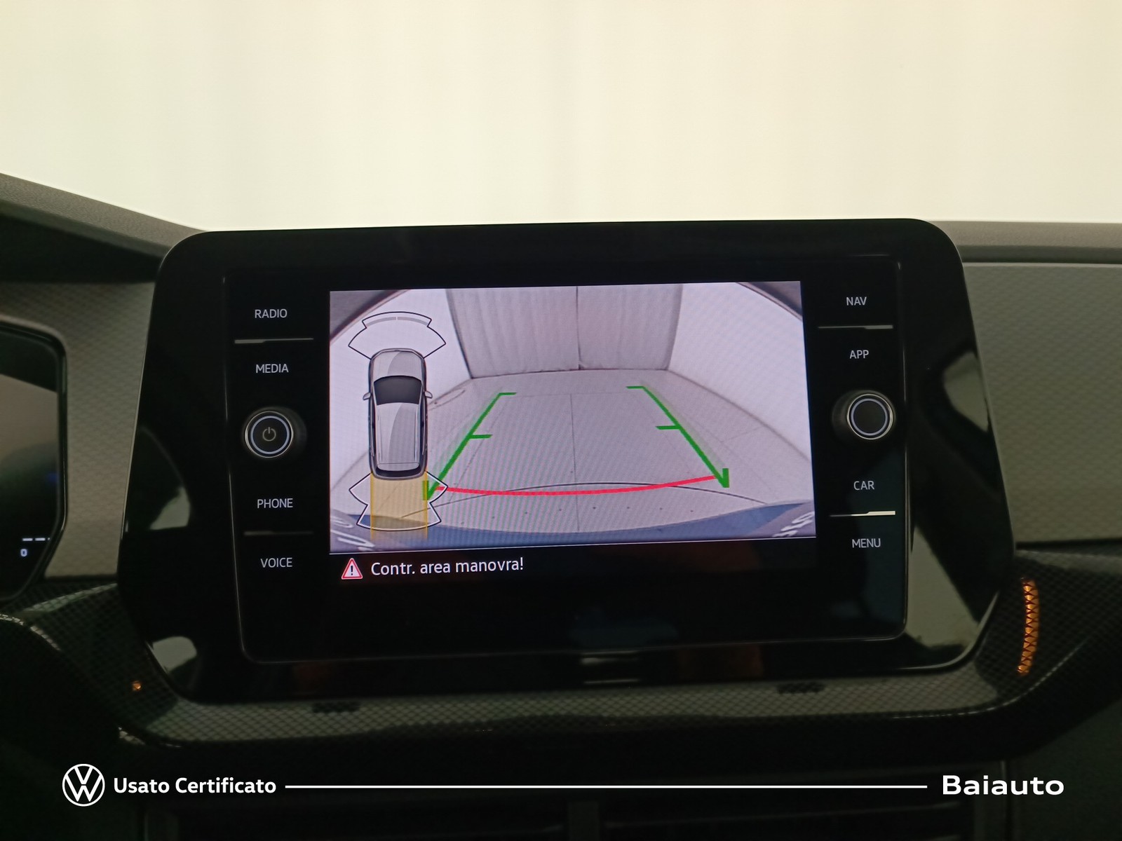 24 - Volkswagen T-Cross 1.0 tsi 115cv life dsg
