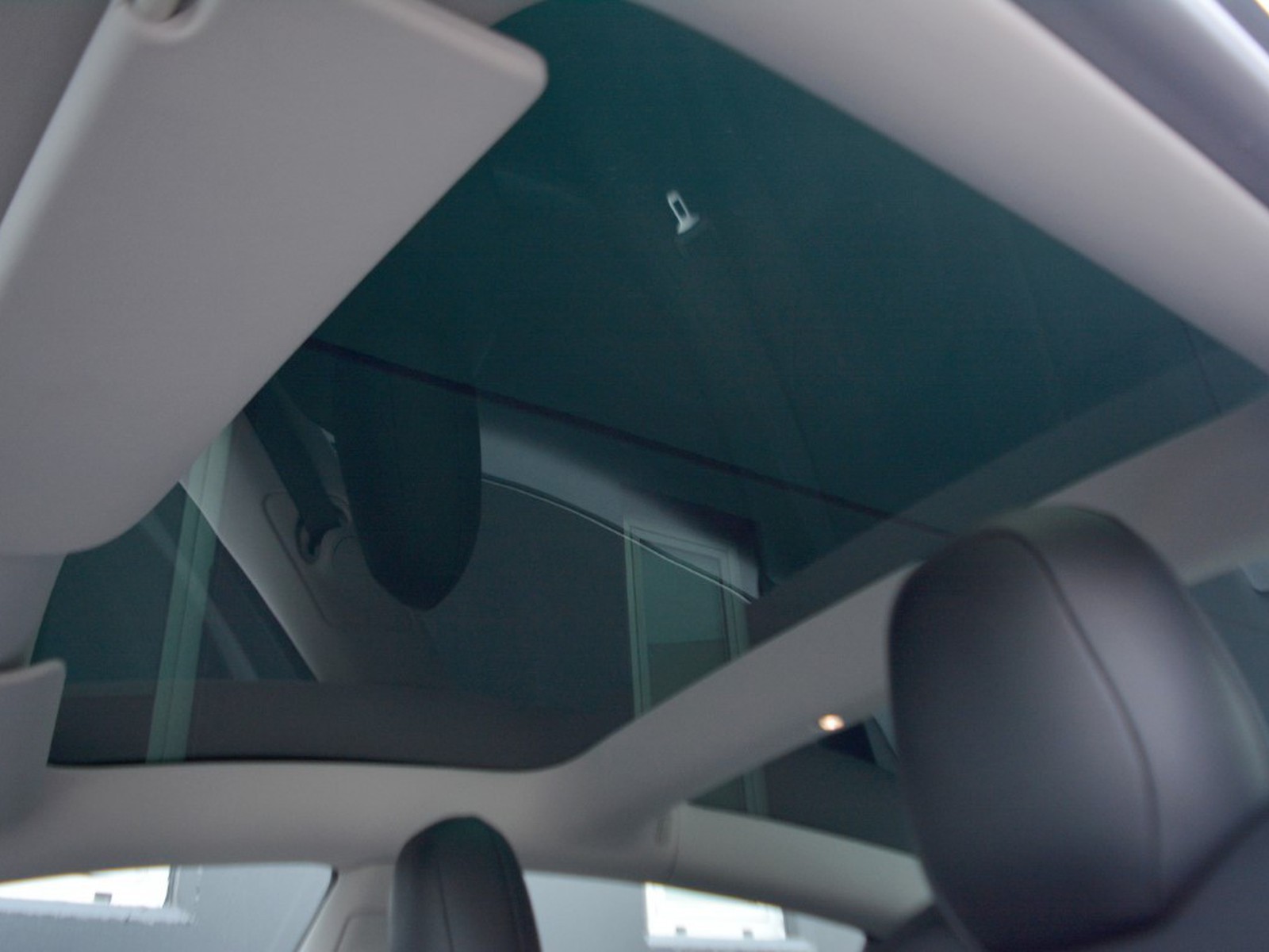 15 - Tesla Model 3 long range dual motor awd