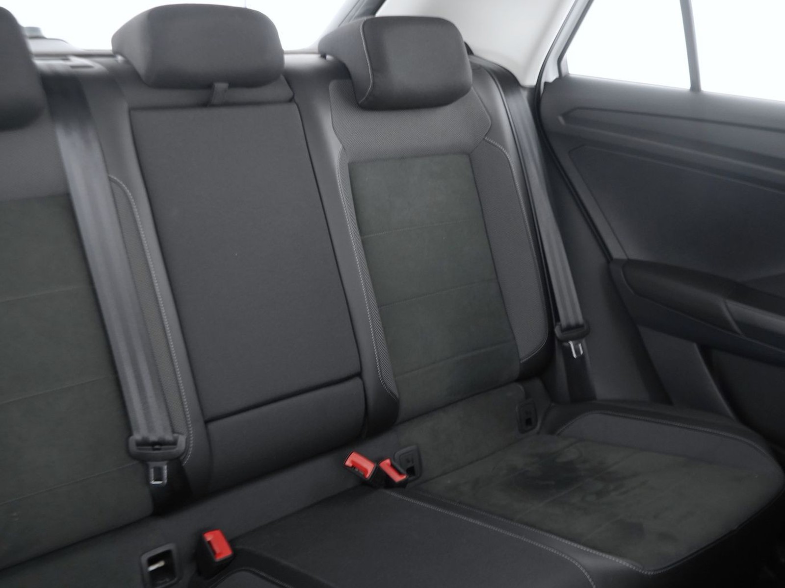 21 - Volkswagen T-Roc 1.5 tsi act style dsg