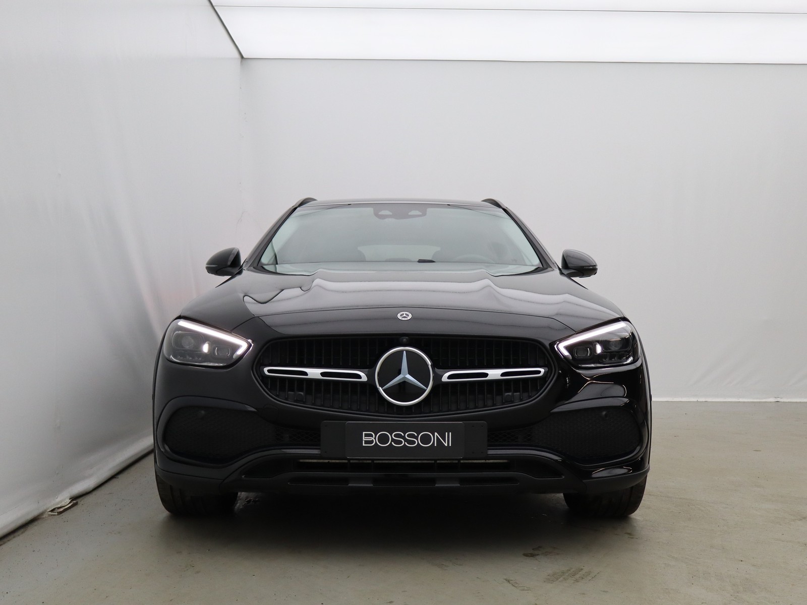 2 - Mercedes Classe C station wagon all-terrain 220 d mild hybrid 200cv premium 4matic 9g-tronic