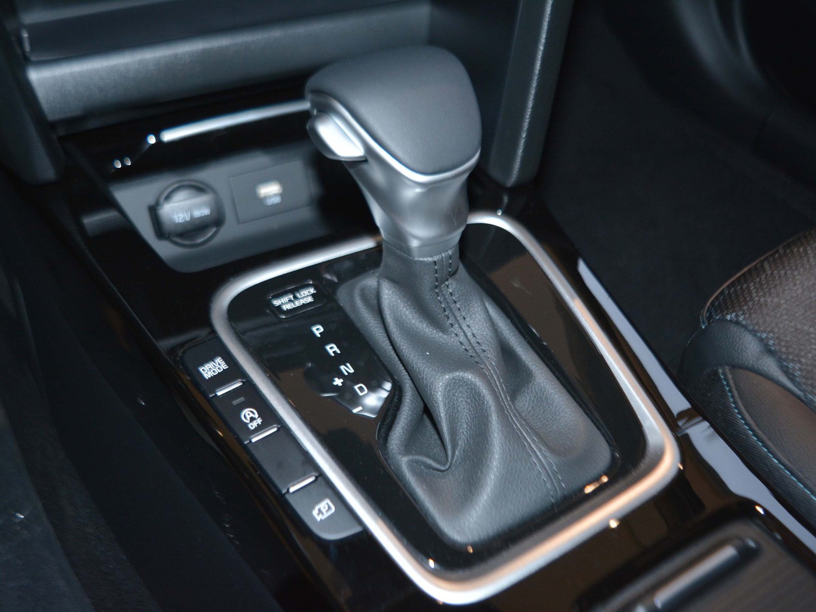 17 - Kia Xceed 1.0 t-gdi mhev 115cv business dct7