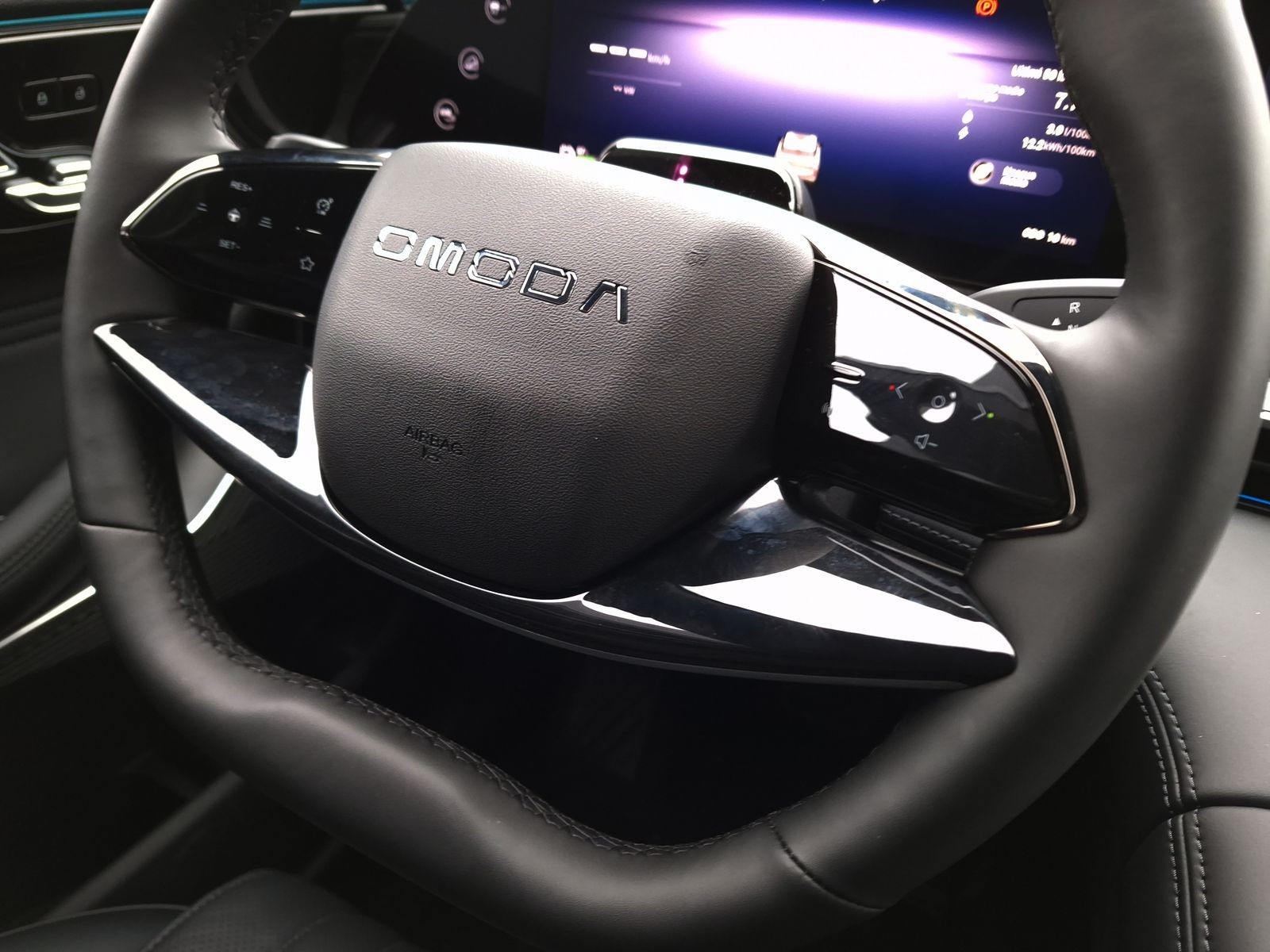 20 - Omoda 9 PHEV 1.5TGDI - Trazione AWD DHT3 Premium (AWD) - Interni Nero