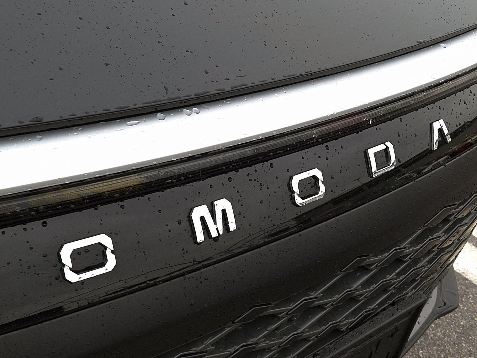 24 - Omoda 9 PHEV 1.5TGDI - Trazione AWD DHT3 Premium (AWD) - Interni Nero