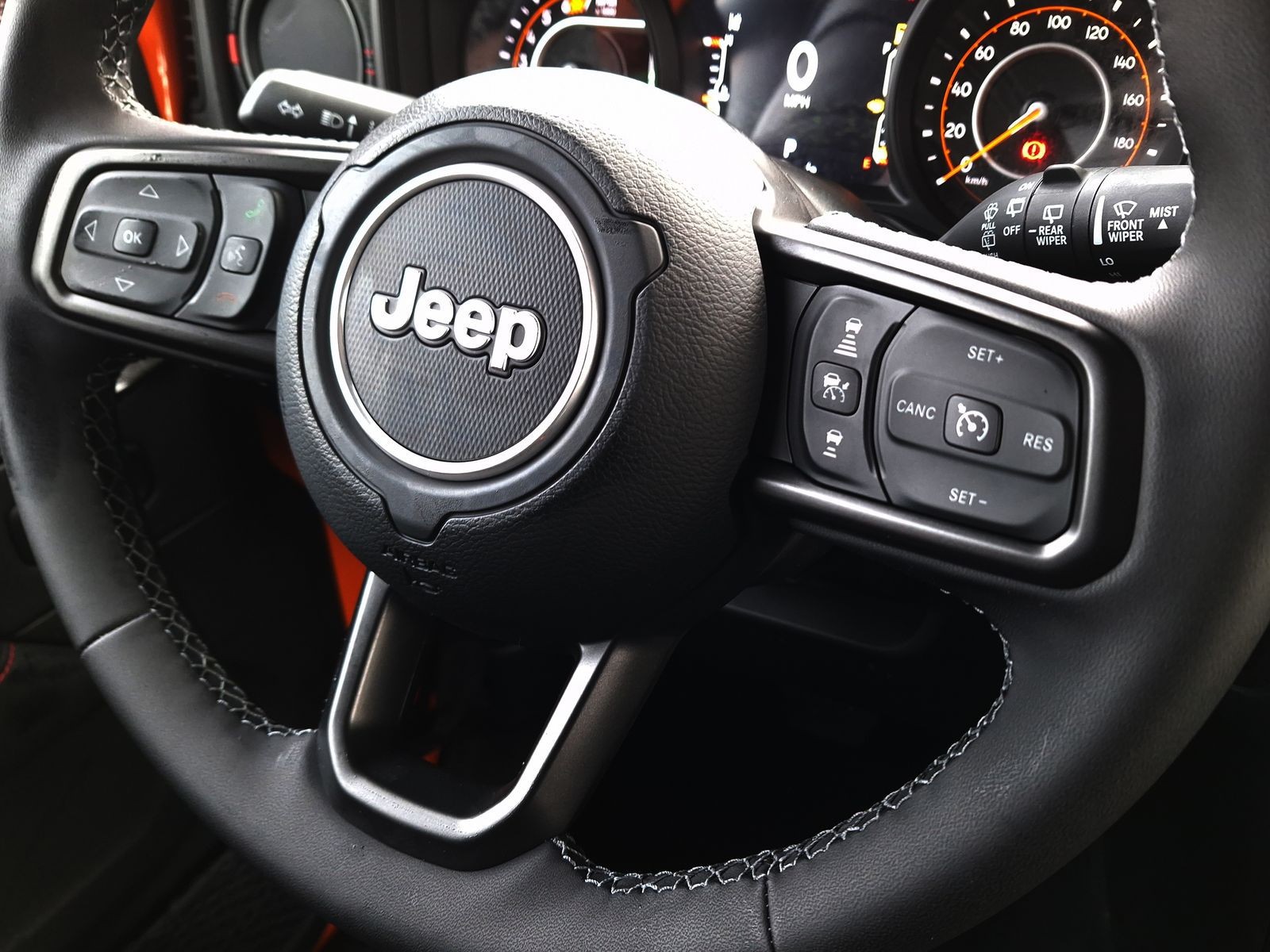 20 - Jeep Wrangler unlimited 2.0 turbo rubicon 4x4 auto