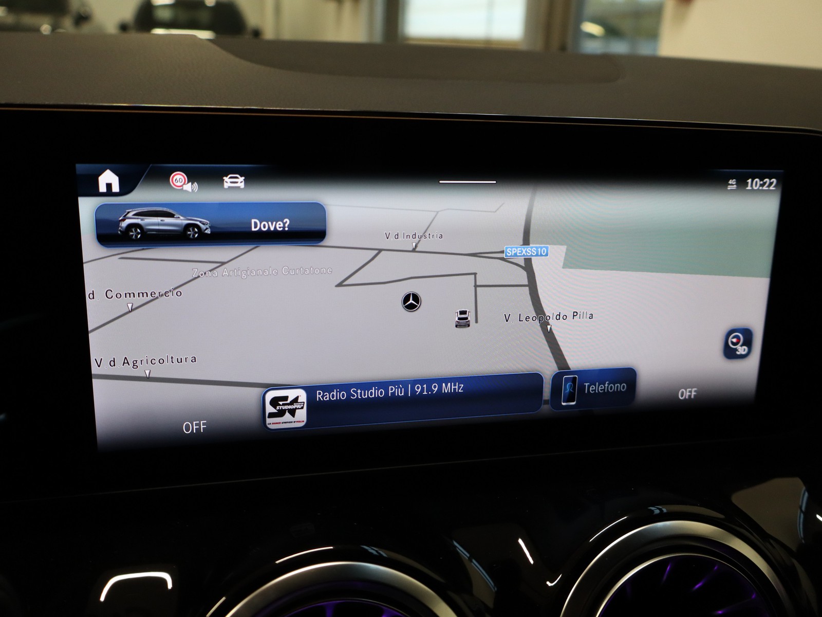 10 - Mercedes GLA 180 amg line advanced plus 7g-dct