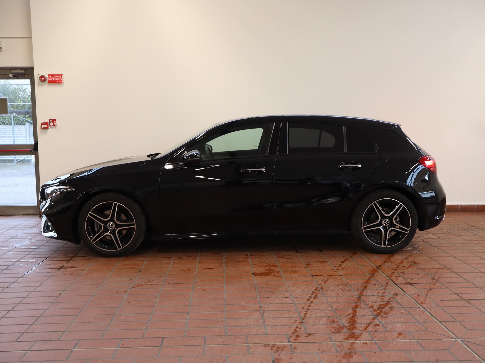 3 - Mercedes Classe A 180 d amg line extra speedshift dct amg 8g