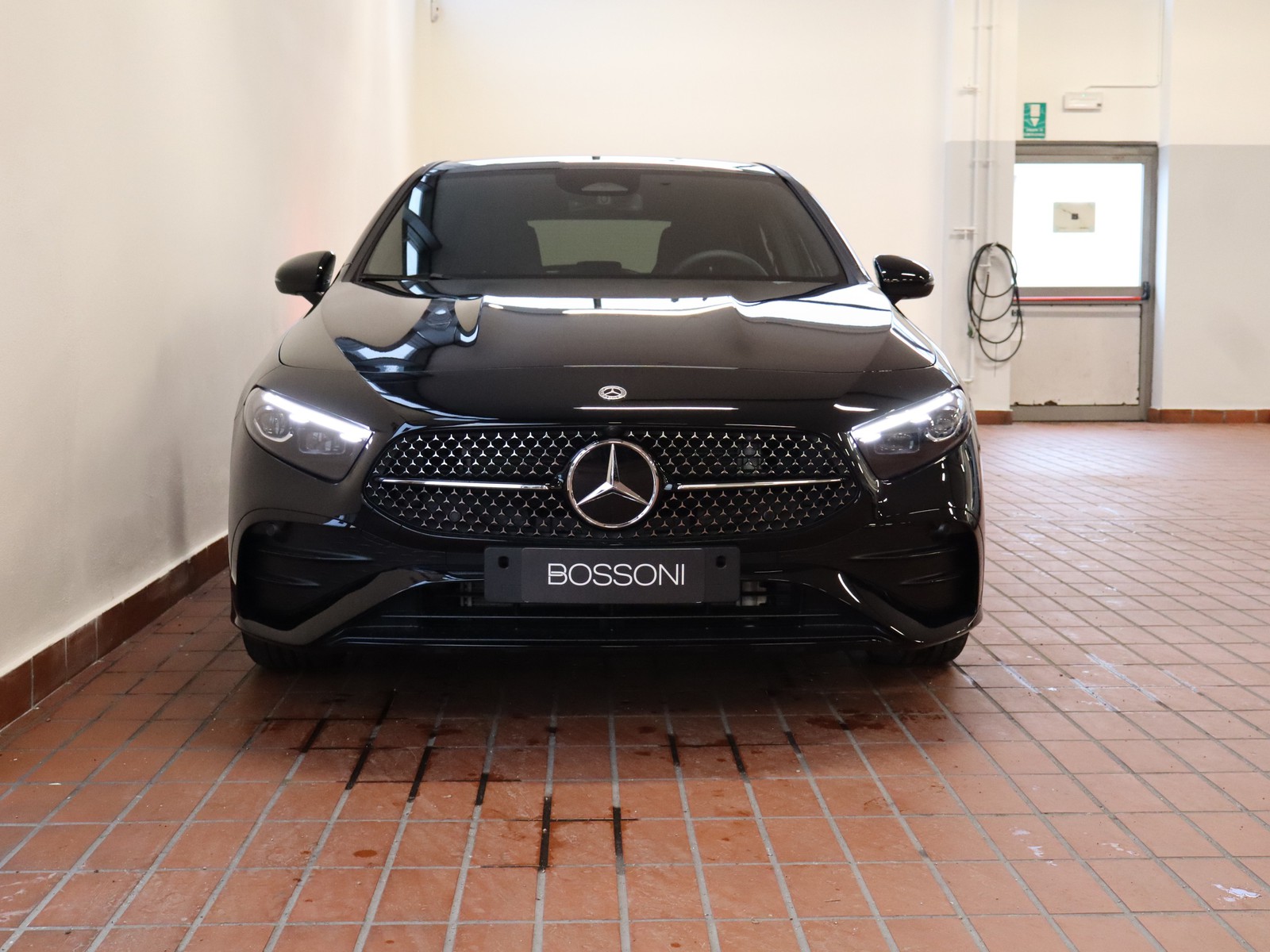 2 - Mercedes Classe A 180 d amg line extra speedshift dct amg 8g