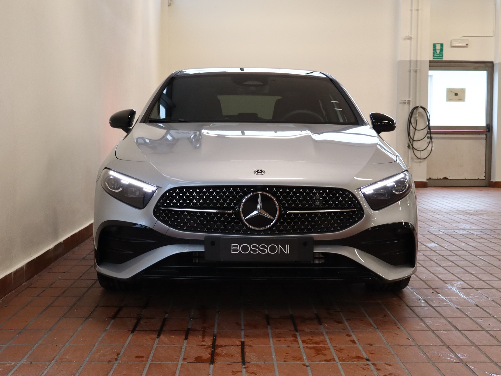 2 - Mercedes Classe A 180 d amg line extra speedshift dct amg 8g