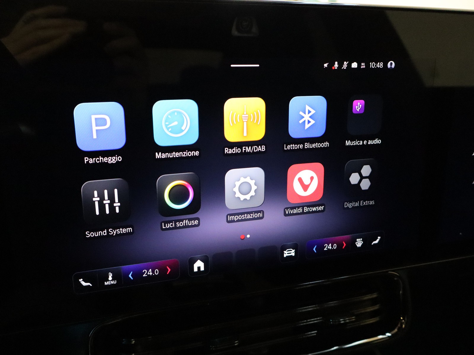 10 - Mercedes CLA 200 premium auto