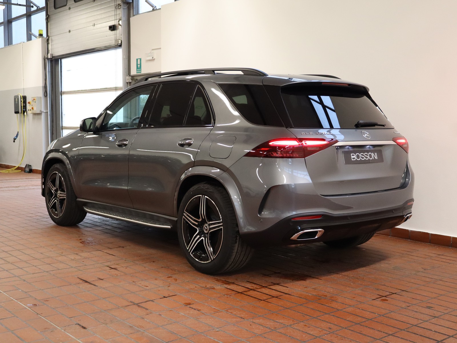 5 - Mercedes Classe GLE gle 350 de plug in hybrid amg line premium 4matic 9g-tronic plus