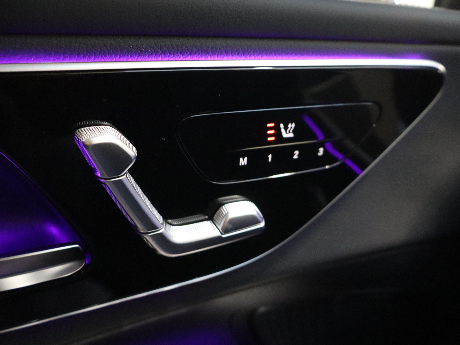 15 - Mercedes GLC coupe 220 d amg line premium 4matic 9g-tronic