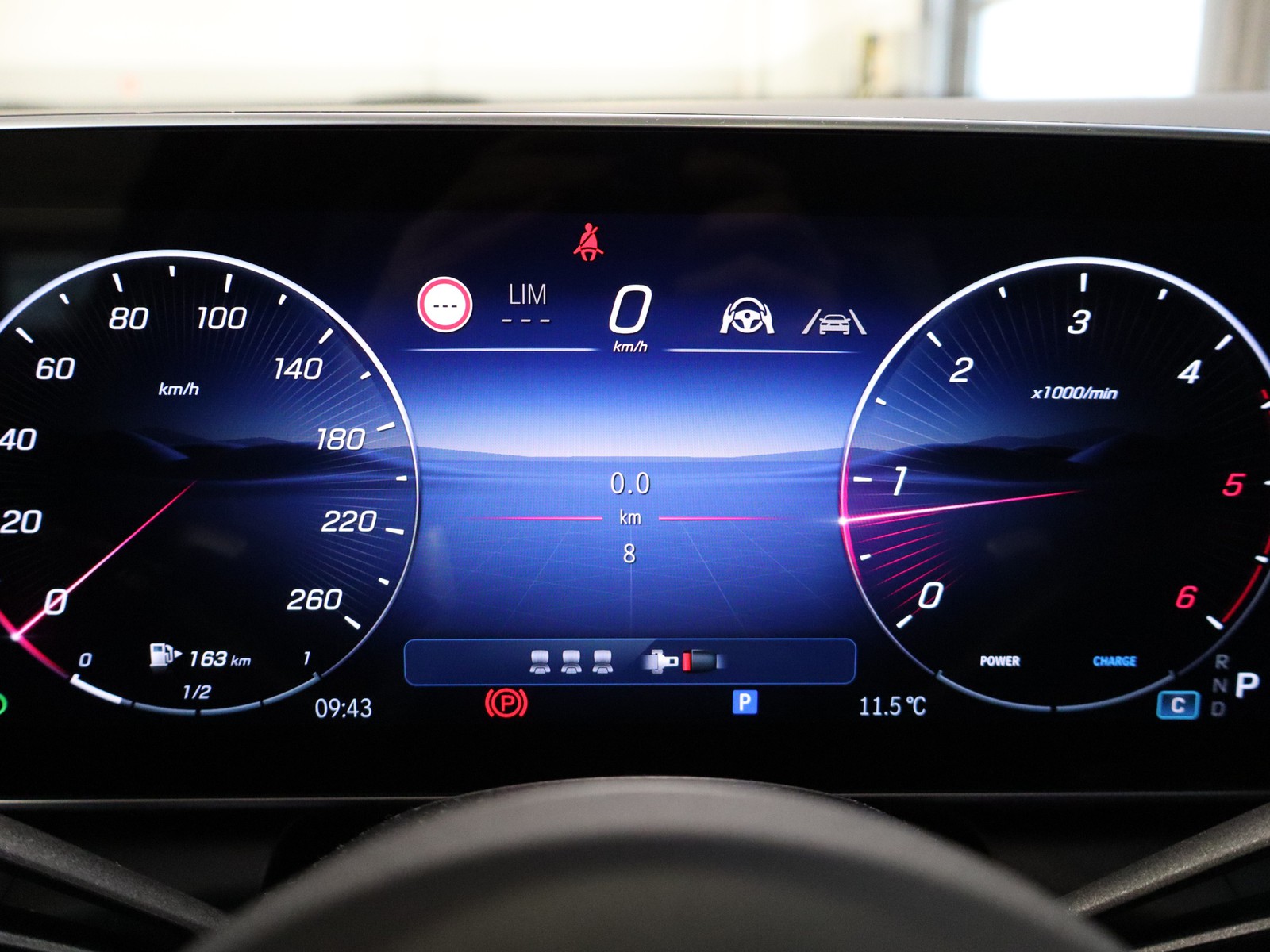 9 - Mercedes GLC coupe 220 d amg line premium 4matic 9g-tronic