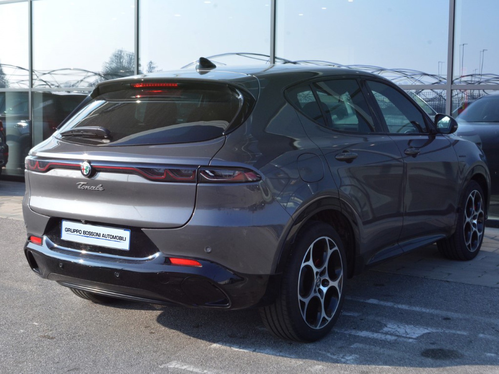 3 - Alfa Romeo Tonale 1.5 hybrid 160cv veloce tct7