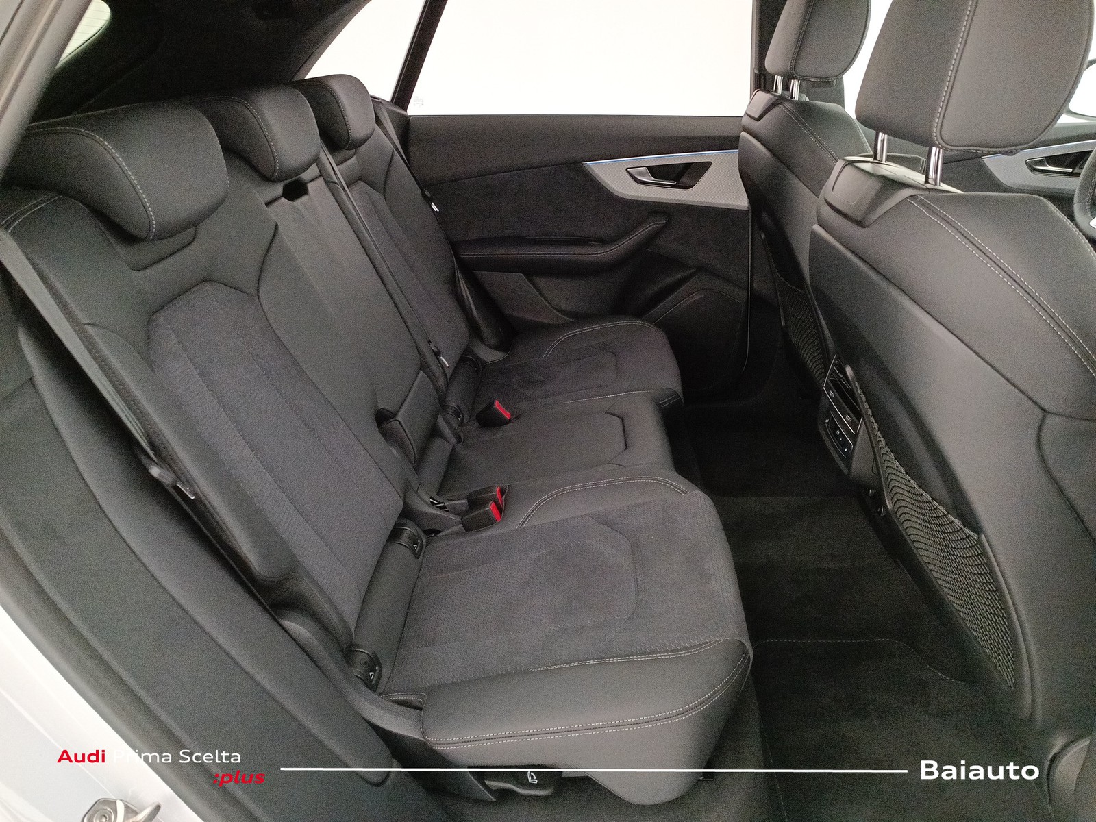 26 - Audi Q8 3.0 v6 tfsi e 394cv s line edition quattro tiptronic