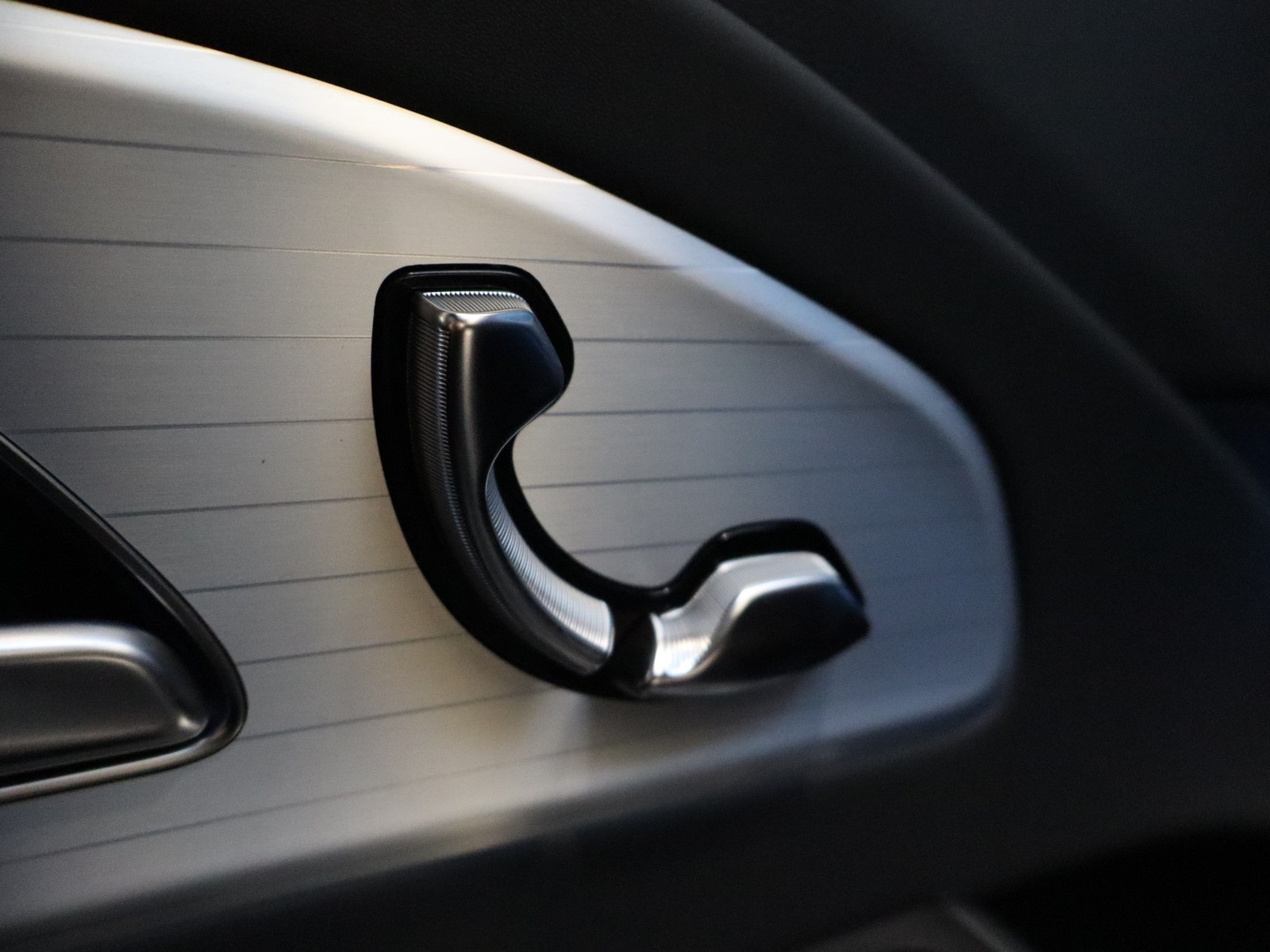 15 - Mercedes CLA eq 250+ advanced plus