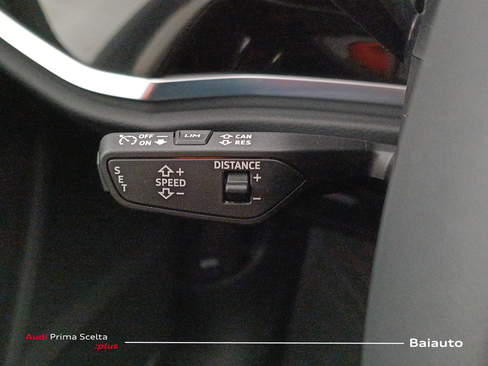 18 - Audi Q3 35 2.0 tdi business advanced s tronic