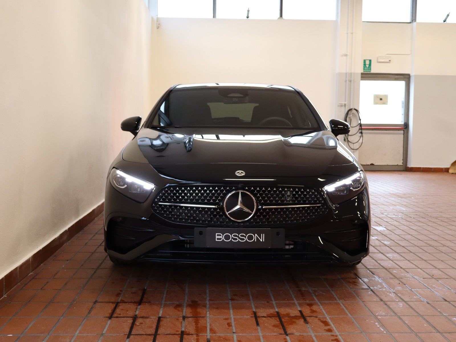 2 - Mercedes Classe A 180 d amg line extra speedshift dct amg 8g