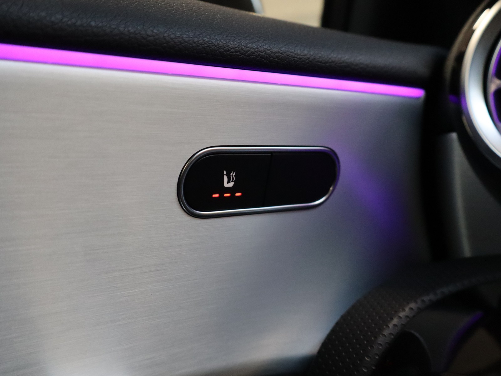 15 - Mercedes Classe A 180 d amg line extra speedshift dct amg 8g