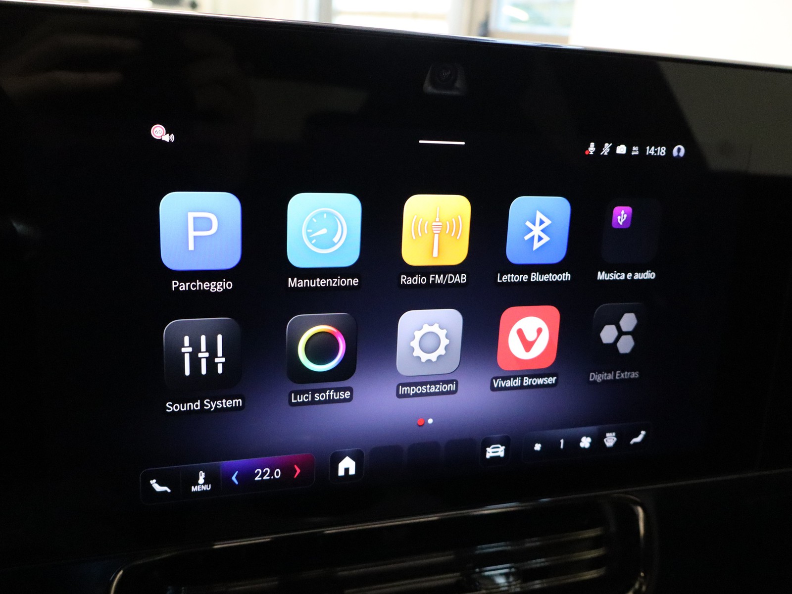 10 - Mercedes CLA 200 advanced plus 4matic auto