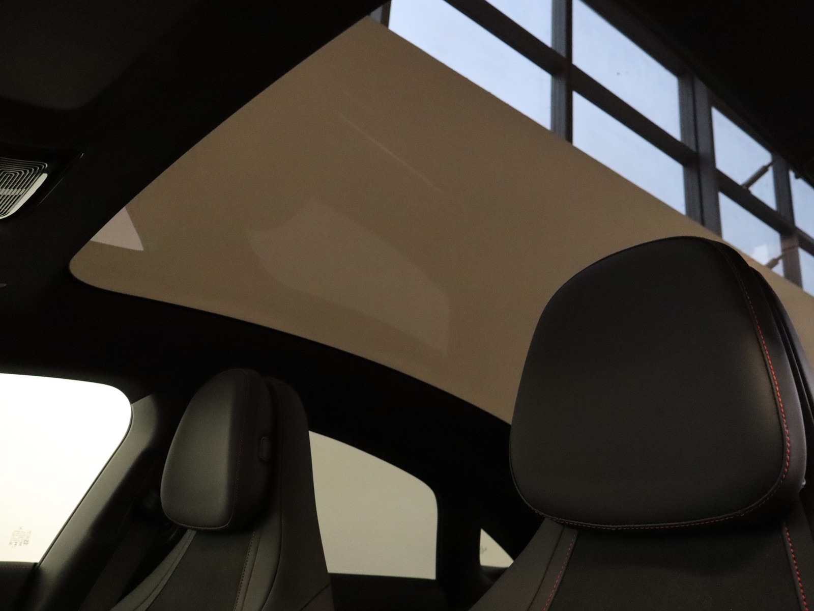 17 - Mercedes CLA 200 premium 4matic auto