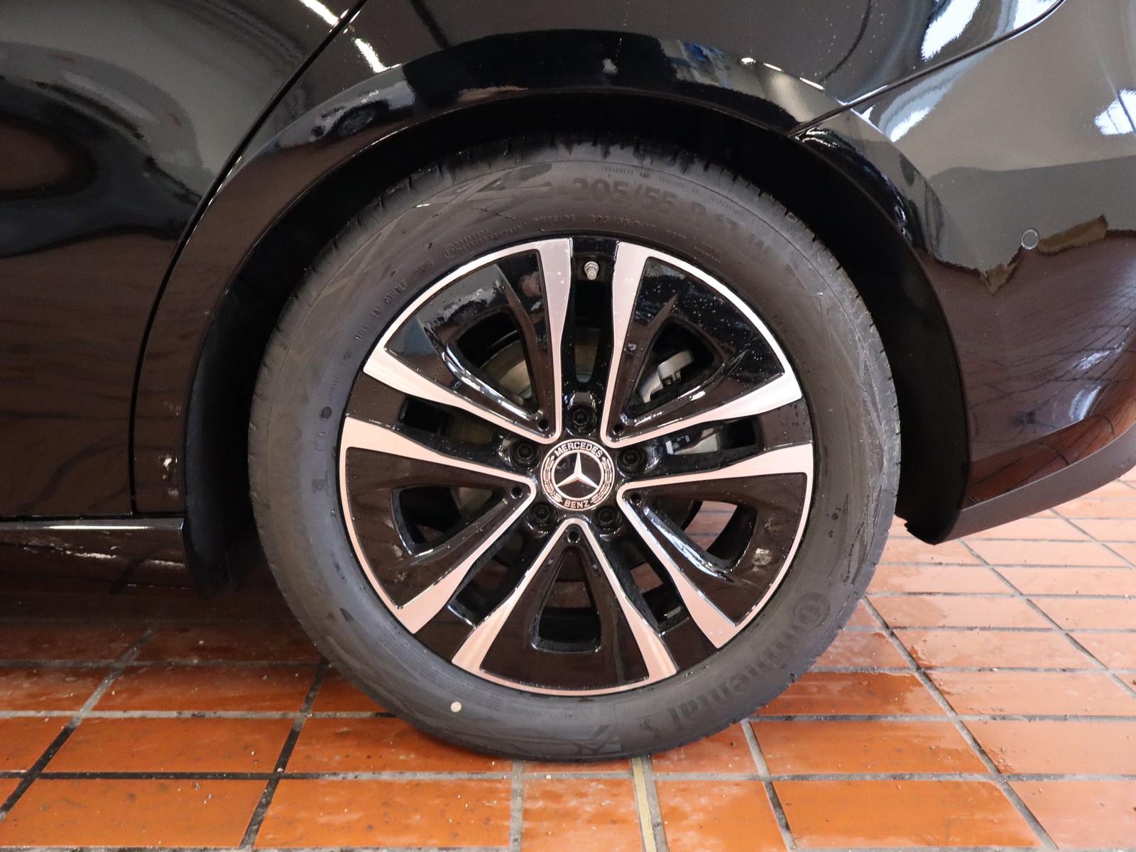 4 - Mercedes Classe B 180 d progressive advanced 8g-dct