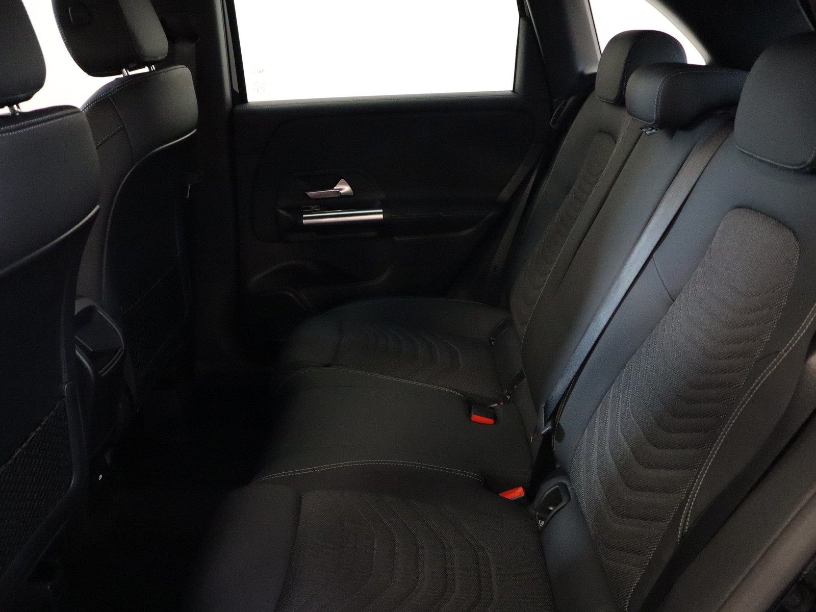 8 - Mercedes Classe B 180 d progressive advanced 8g-dct