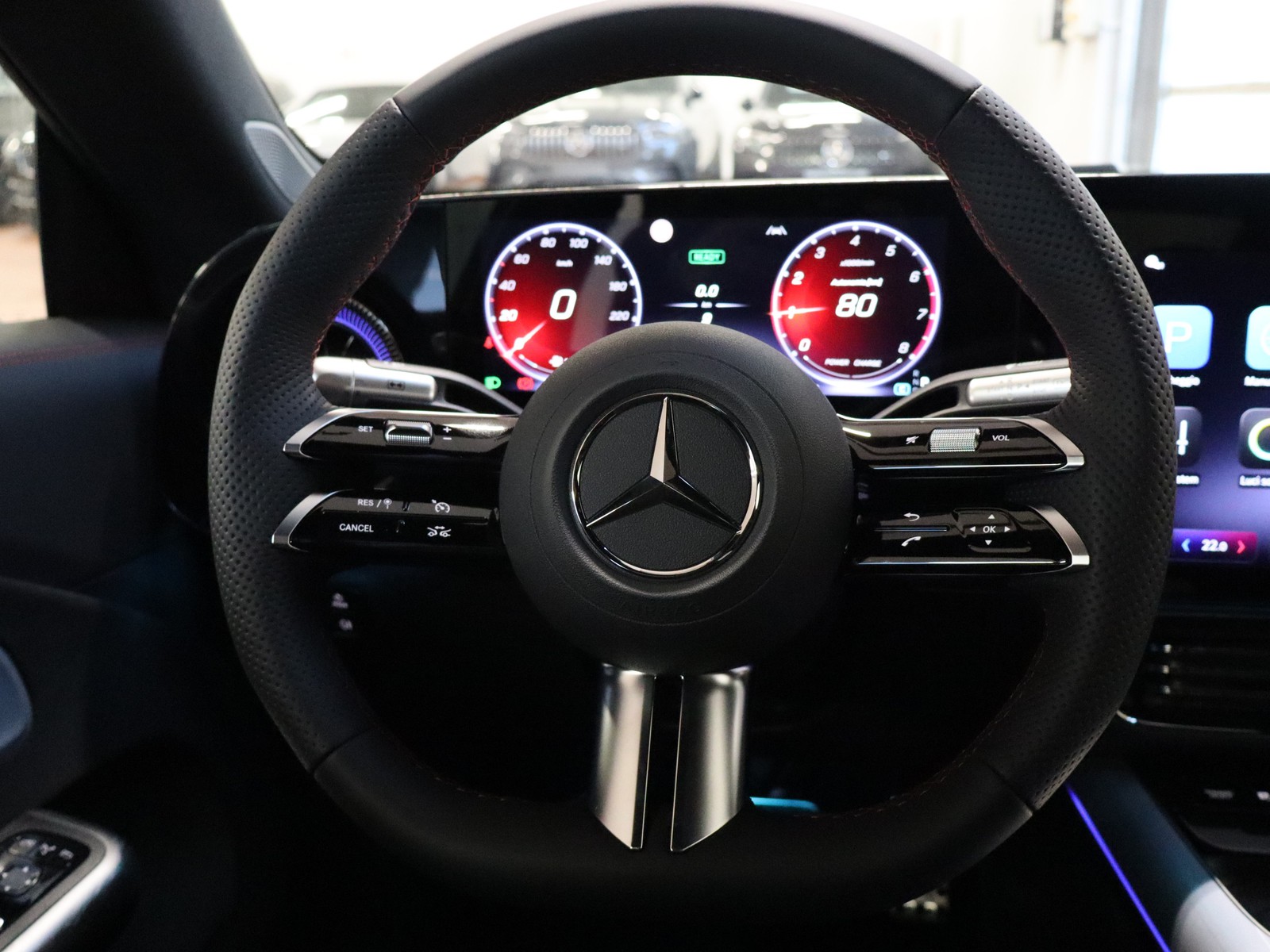 16 - Mercedes CLA 200 premium 4matic auto