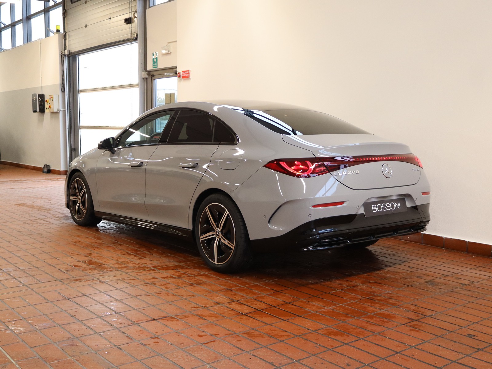 5 - Mercedes CLA 200 premium 4matic auto