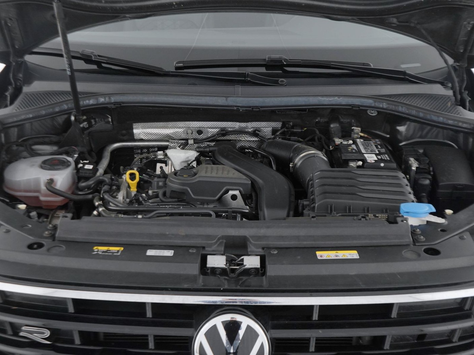 11 - Volkswagen Tiguan 1.5 tsi act 150cv r-line dsg