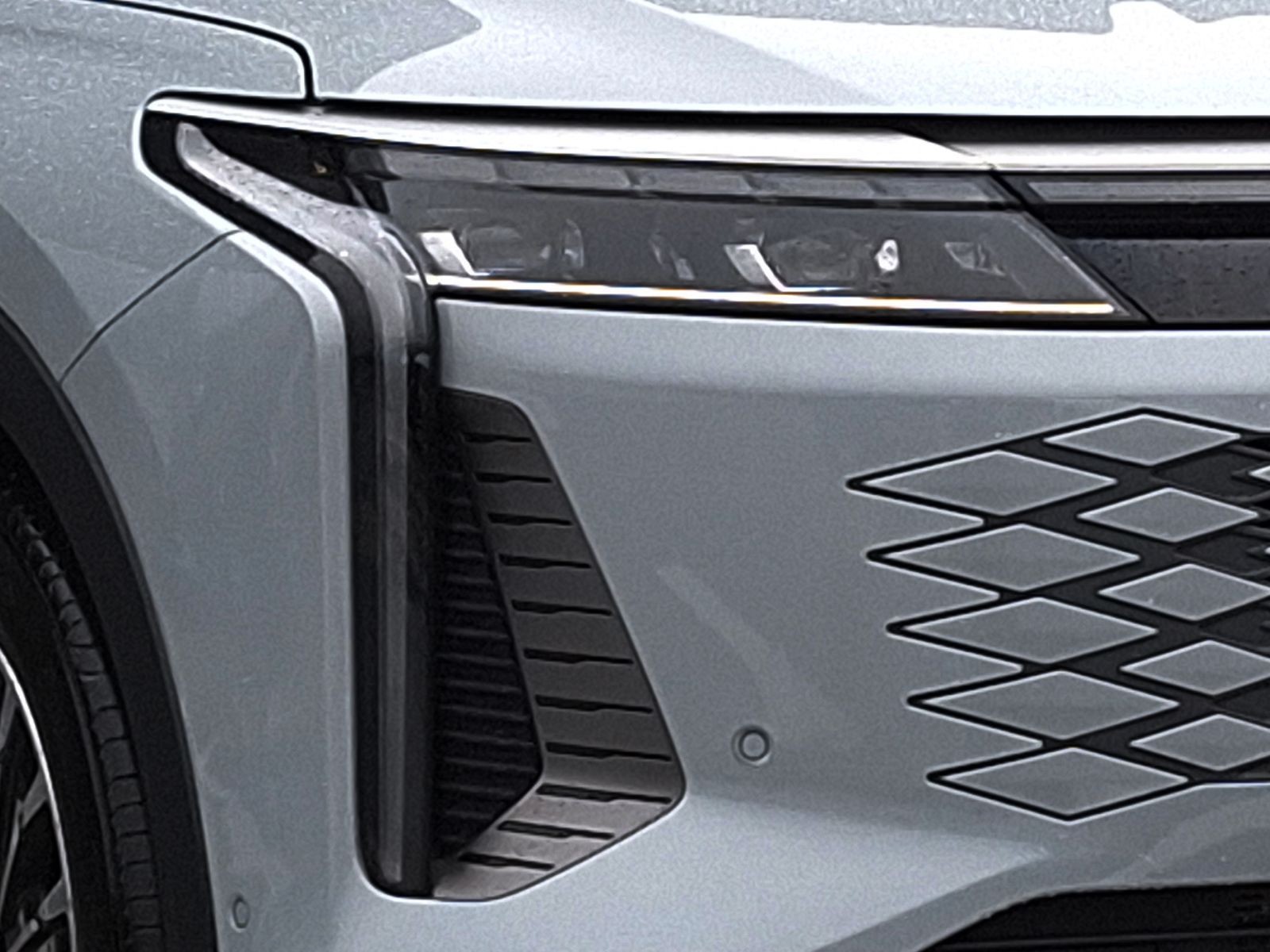 14 - Omoda 9 shs-p 1.5 tgdi plug-in premium i-awd dht3