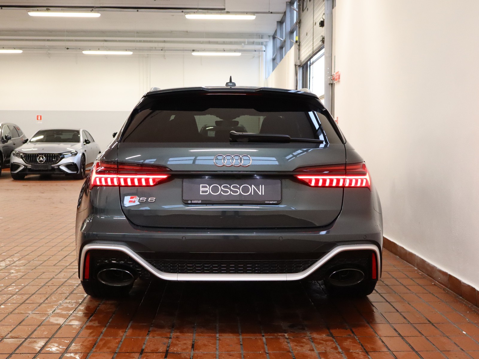 6 - Audi RS6 avant 4.0 v8 mhev quattro tiptronic