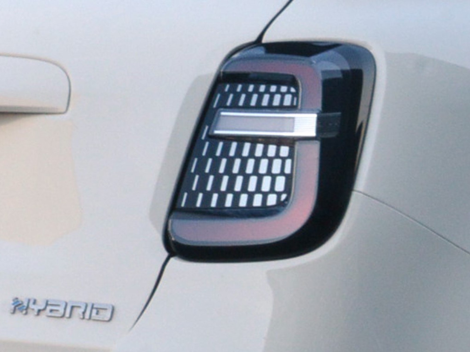 22 - Fiat 600 1.2 hybrid 110cv la prima ii edct