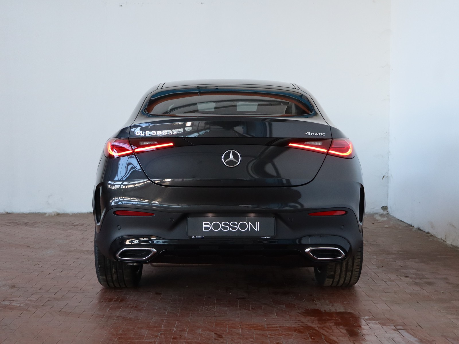 6 - Mercedes GLC coupe 300 de plug in hybrid amg line advanced tech 4matic 9g-tronic