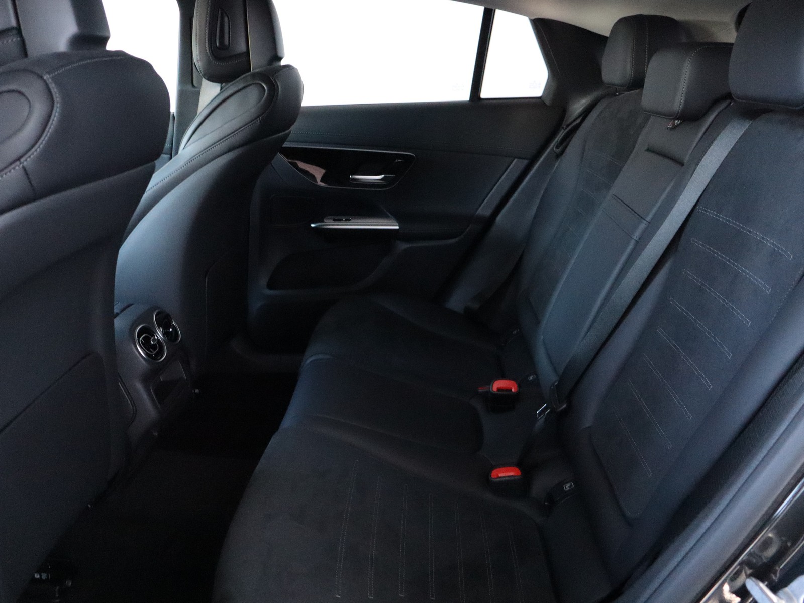 8 - Mercedes GLC coupe 300 de plug in hybrid amg line advanced tech 4matic 9g-tronic